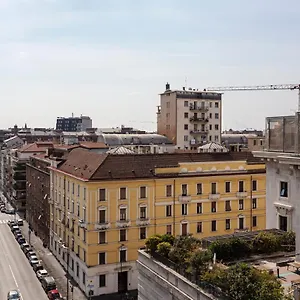 The Blue Nest With A View - 7th Floor- Via Palestrina Milán